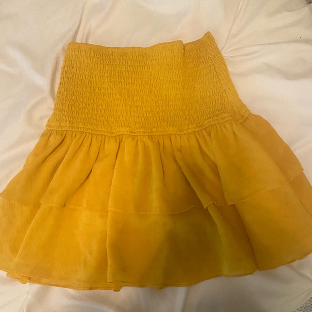 Yellow flowy skirt